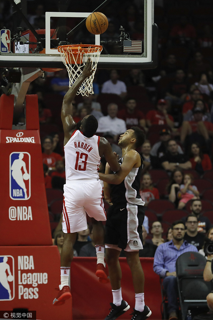 哈登离队后火箭险胜马刺